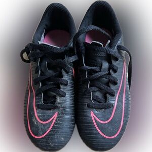 Nike mercurial soccer cleats size 2